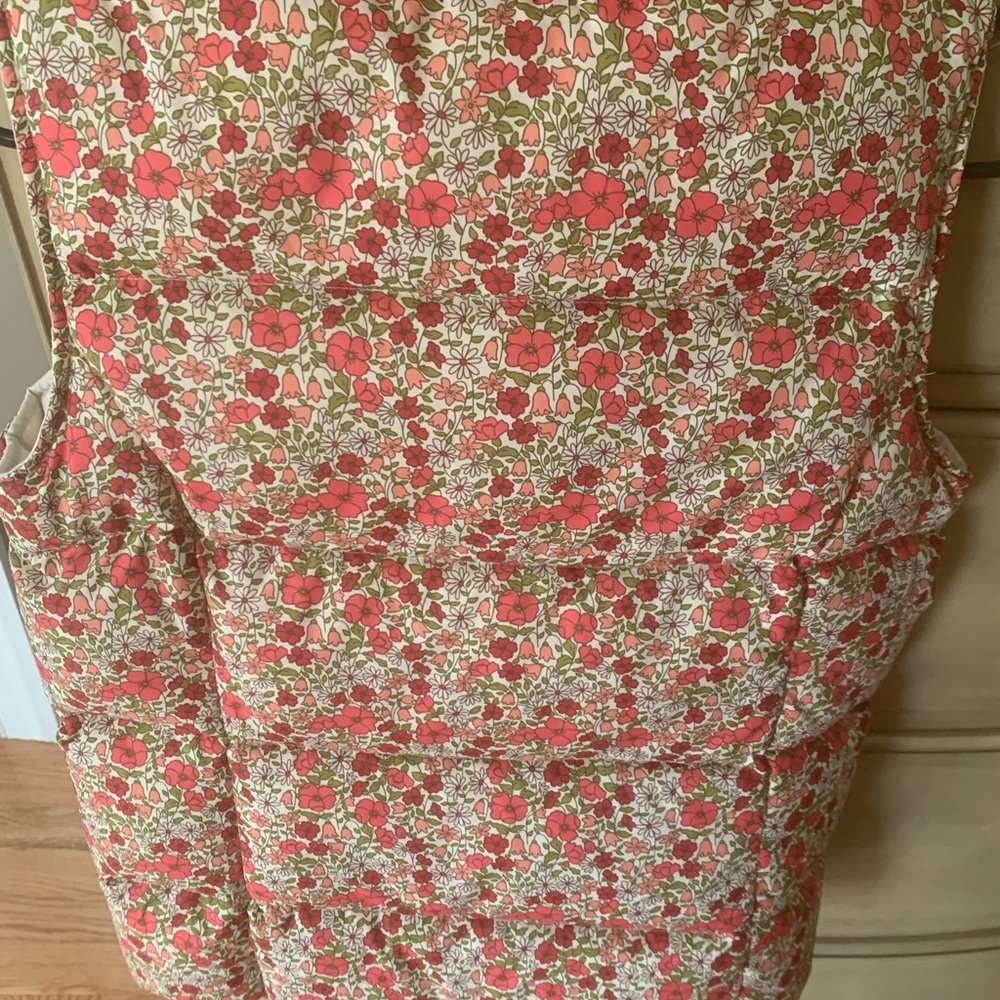 Land’s End Puffer Vest in excellent condition!